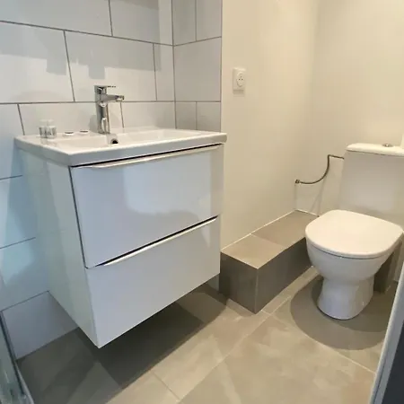 Superbe Proche Palais Et Plages A Pieds *