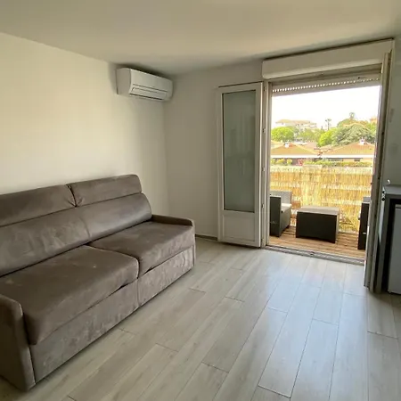 Apartment Superbe Proche Palais Et Plages A Pieds Cannes